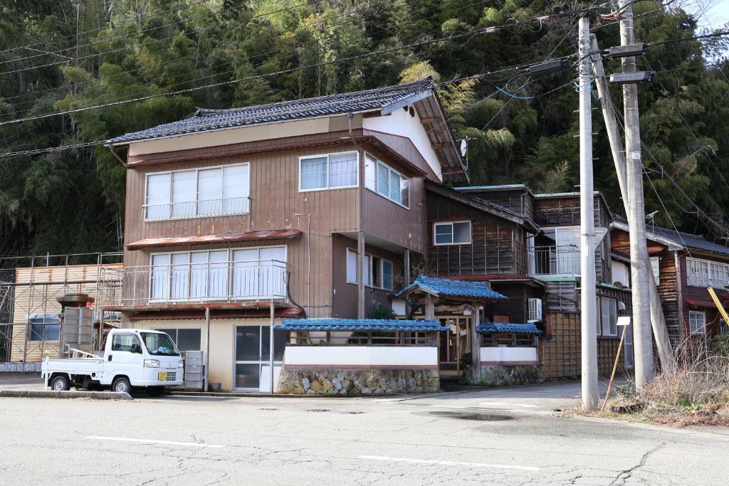 GLOCE sado ベースキャンプ 松ヶ崎 ワンちゃんの家族とも泊まれます