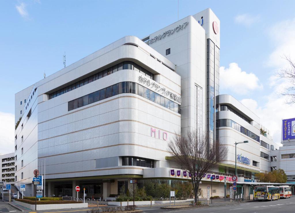 THE　S3　和歌山駅